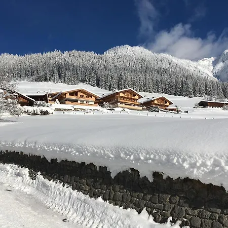 Haus Fernwald Tim Und Nynke Апартаменты Альпбах